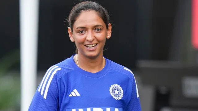 ind-w-vs-sa-w-final-icc-women-cricket-world-cup-harmanpreet-kauron-final-india-womens-national-cricket-team-vs-south-africa-womens-national-cricket-team-match