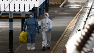 'Kill Me, Kill Me': UK Train Mass Stabbing Suspect Arrested After Rampage Leaves 11 Injured