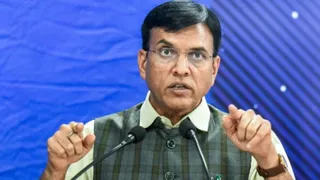 'Pak Should Address Its Own Challenges': India Reacts After Zardari's 'Delhi Weaponised Water' Claims