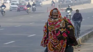 Bihar Weather: Patna, Surrounding Districts Witness Foggy Morning As State Goes To Polls In Phase 1 | Check IMD Update
