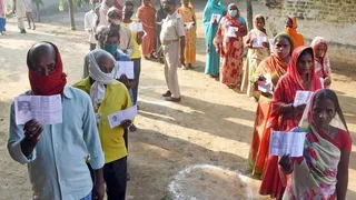 mokama-election-2025-voting-phase-1-live-news-jdu-anant-singh-chhote-sarkar-rjd-bina-devi-mokama-voting-mokama-voting-percentage-vidhan-sabha-chunav-updates-lb
