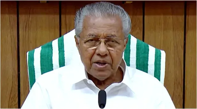 dangerous-move-kerala-cm-criticises-southern-railway-for-making-students-sing-rss-song-on-vande-bharat-train