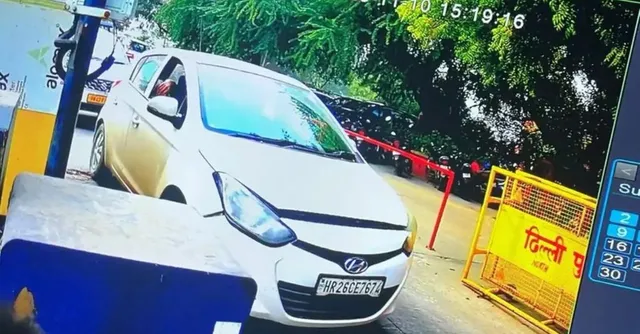 delhi-blast-cctv-footage-first-visuals-of-suspects-car-near-red-fort-surface-before-explosion-surface-watch