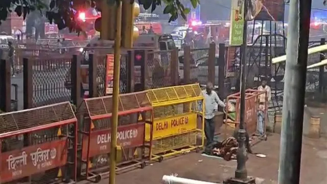 delhi-red-fort-blast-suspect-umar-went-underground-days-before-massive-car-explosion-i20-car-explosion-near-metro-station-delhi