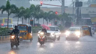 Karnataka Weather Update: Heavy Rain Alert In Bengaluru, Mysuru, Mandya, Udupi; Cold Wave To Hit THESE Districts | Forecast