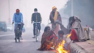 IMD Weather Forecast: Cold Wave To Hit Delhi, Bihar And UP; Heavy Rain Alert For Tamil Nadu, Kerala, Snowfall In J-K, Uttarakhand