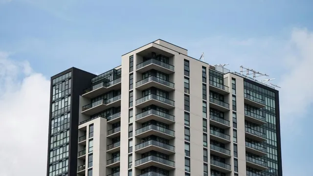 dehradun-mdda-cracks-down-on-illegal-constructions-imposes-immediate-ban-on-builder-floors-above-two-storeys