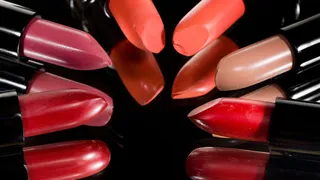5 Must-Have Lipstick Shades For Fall And Winter Season That Every Beauty Lover Is Obsessed With; Brown, Wine And More