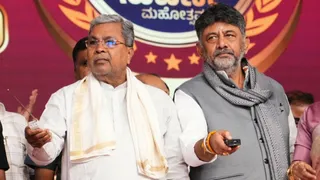 Karnataka CM Siddaramaiah's Fresh Unity Attempt, Invites Shivakumar On Breakfast To Discuss Power-Sharing Amid Leadership Row