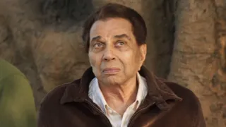 ‘Yearning For Home’: Dharmendra’s Touching Poem From Ikkis Moves Fans To Tears