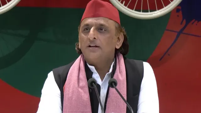 up-akhilesh-questions-hasty-sir-process-alleges-pressure-on-eci-staff
