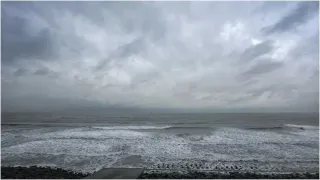Chennai Weather Today: Alert In Multiple Districts As Cyclone Ditwah Inches Near Tamil Nadu Coast, 47 Flights Suspended