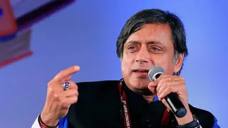 'Silence Is Concerning': Shashi Tharoor Questions Imran Khan's Whereabouts As Death Rumours Spark Outrage In Pakistan