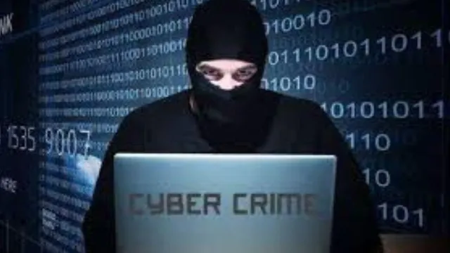 online-shopping-scam-meerut-woman-duped-of-rs-148-lakh-via-delivery-failed-sms