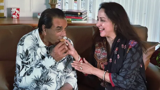 hema-malini-remembers-happy-together-moments-with-dear-heart-dharmendra-on-90th-birth-anniversary-trying-to