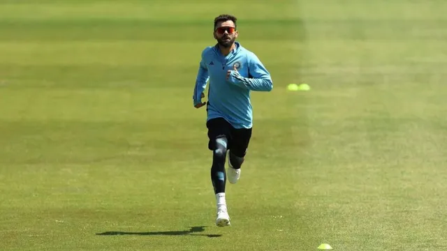 virat-kohli-batting-record-in-vijay-hazare-trophy-runs-and-other-stats-indian-batters-last-appearance-for-delhi-in-50-over-domestic-cricket-tournament