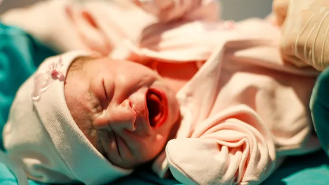 the-science-behind-why-newborn-babys-first-emotion-is-a-cry-not-a-laugh