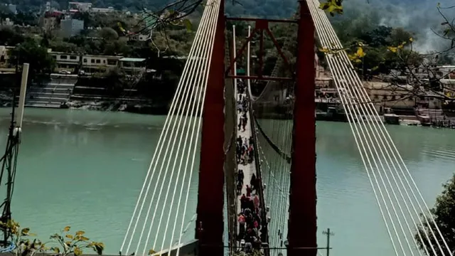 rishikesh-news-ram-jhula-bridge-to-close-for-1-year-amid-safety-concerns-rs-10-cr-revamp-planned