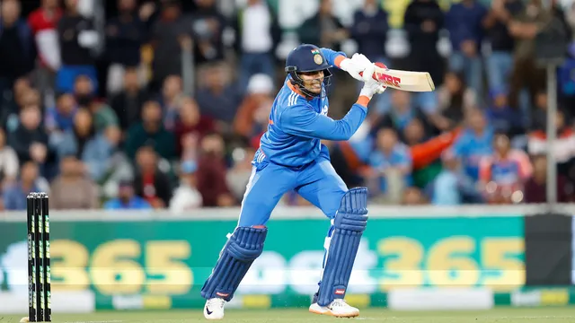 ind-vs-sa-ashish-nehra-takes-down-shubman-gill-critics-after-indian-t20i-openers-failure-in-mullanpur-quips-open-with-sai-and-gaikwad
