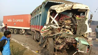 Dense Fog Triggers Major Crash On Bakhtiyarpur-Mokama Highway: 3 Injured; Cattle Smuggling Angle Under Probe
