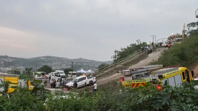 hindu-temple-collapses-in-south-africa-indianorigin-man-among-four-killed