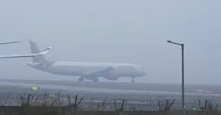 delhi-air-travel-advisory-igi-airport-operations-under-cat-iii-delays-likely-as-winter-fog-reduces-visibility-check-alerts