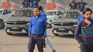 Tata Sierra Welcomed By Dealer In Baarat Style, Nexon And Punch Take Part In Celebration: Watch Viral Video