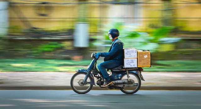 uttarakhand-rto-to-issue-notices-seize-vehicles-of-e-commerce-firms-using-private-vehicles