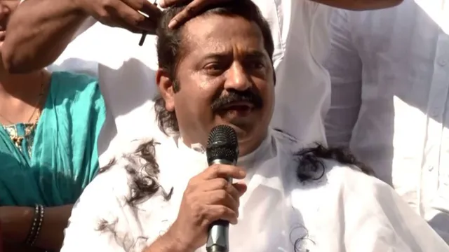 maharashtra-bjp-mla-gets-haircut-after-four-years-as-water-crisis-finally-ends-in-his-constituency-video