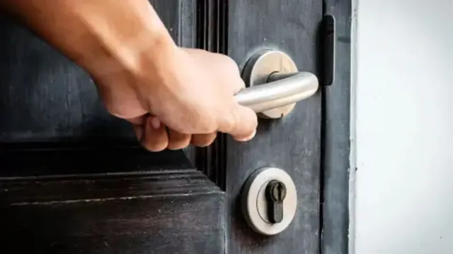 meerut-51yearold-man-found-dead-in-podiwada-house-after-foul-smell-alerts-family