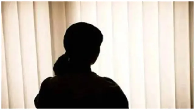 moradabad-news-mother-of-4-flees-with-cousin-fatherinlaw-police-launch-search
