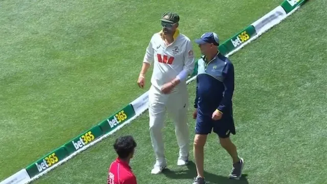 australia-national-cricket-team-vs-england-national-cricket-team-match-scorecard-ashes-2025-huge-blow-for-australia-as-nathan-lyon-limps-off-field-after-getting-injured