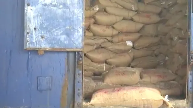 jammu-kashmir-firstever-foodgrain-freight-train-reaches-anantnag-lg-sinha-says-memorable-occasion