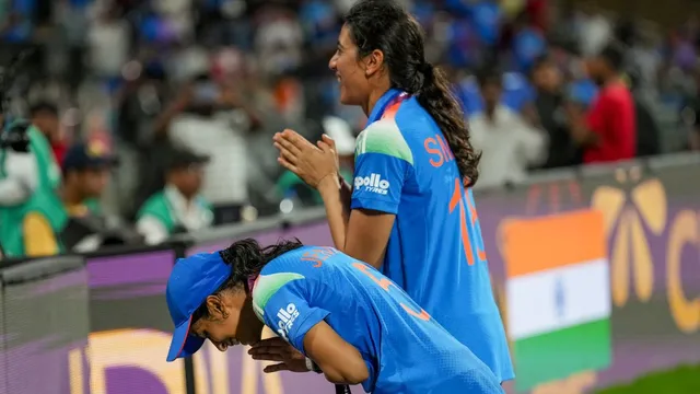 jemimah-rodrigues-takes-sassy-swipe-at-smriti-mandhanas-trolls-as-she-smashes-4000-t20i-runs-crazy-biceps