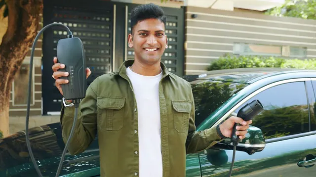 delhi-ev-policy-2-0-up-to-rs-40000-subsidy-for-petrol-to-ev-shift-new-rules-from-january-2026