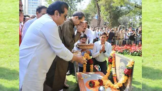 thackerays-reunion-uddhav-raj-announce-alliance-between-shiv-sena-ubt-and-mns-for-bmc-polls-2026