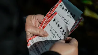 powerball-lottery-winner-player-in-arkansas-wins-whopping-over-1-billion-christmas-jackpot