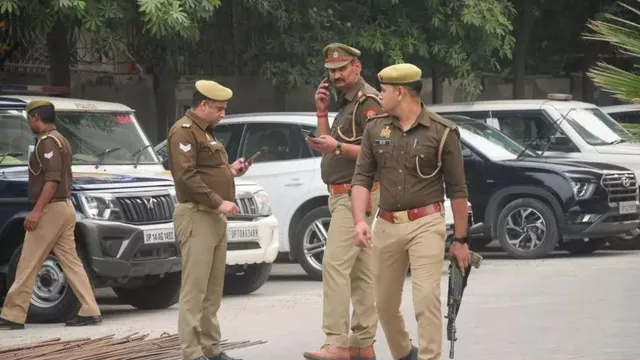 ghaziabad-women-allege-assault-torn-clothes-over-stray-dog-feeding-in-siddharth-vihar-police-investigation-on