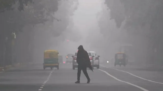 bihar-weather-update-cold-wave-conditions-dense-fog-grips-bhagalpur-patna-orange-alert-issued-forecast