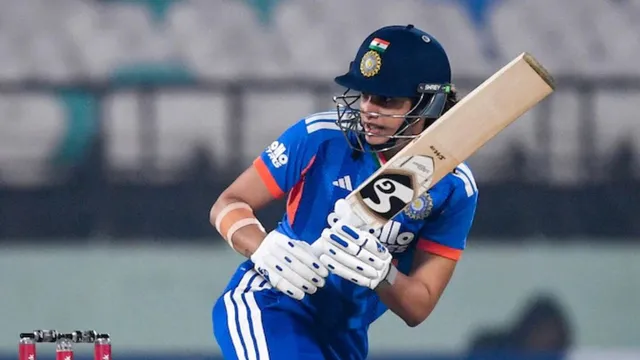 india-women-national-cricket-team-vs-sri-lanka-women-national-cricket-team-match-scorecard-4th-t20i-smriti-mandhana-scripts-history-becomes-fourth-batter-to-score-10000-international-runs