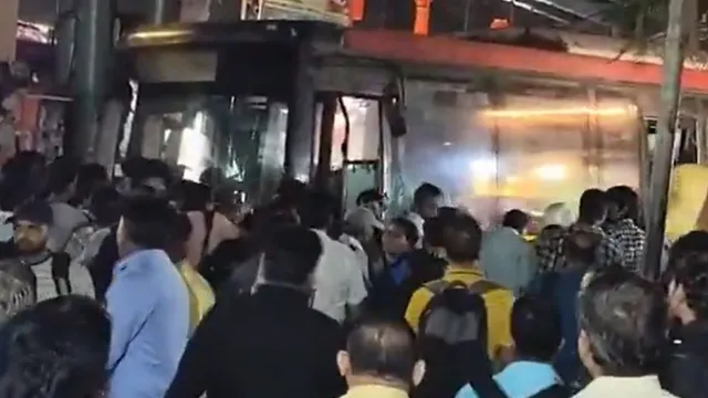 mumbai-best-bhandup-accident-bus-curshes-while-reversing-dead-injured-latest-updates-video