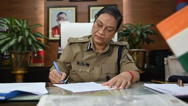 who-is-tadasha-mishra-jharkhands-first-woman-dgp-appointed-after-rule-change