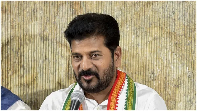 telangana-cm-revanth-reddy-stirs-controversy-with-deserve-hanging-remarks-for-predecessor-kcr-harish-rao-invokes-kasab