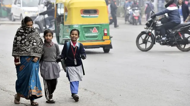 bengaluru-weather-karnataka-shivers-as-mercury-dips-to-single-digits-city-braces-for-morning-fog-temperature-drop-forecast