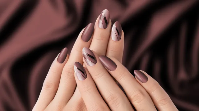 which-nail-polish-colour-suits-dark-skin-tones-know-shades-that-instantly-brighten-your-hands
