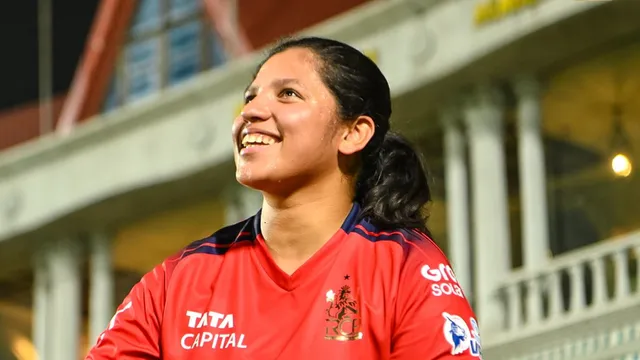 rcb-women-2026-full-squad-royal-challengers-bengaluru-wpl-2026-schedule-captain-probable-playing-xi-injuries-replacements