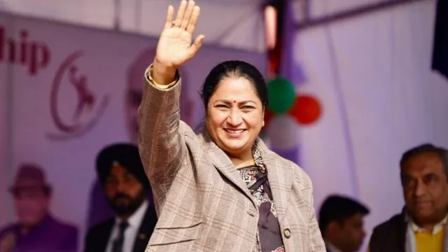 dtc-revival-plan-cm-rekha-gupta-vows-to-fix-rs-97000-cr-loss-targets-11000-e-buses