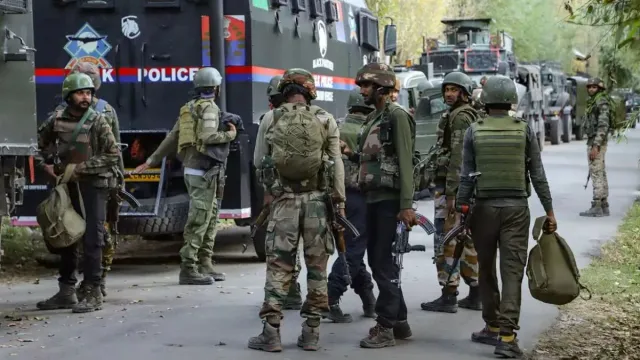 jk-news-security-forces-recover-pistols-grenade-ammunition-near-loc-smuggled-by-pakistani-drone