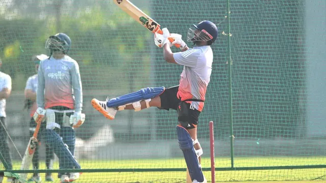 ind-vs-nz-india-training-session-rishabh-pant-injury-scare-rohit-sharma-batting-tips-siraj