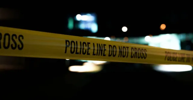 agralucknow-expressway-two-killed-20-injured-as-sleeper-bus-overturns-after-tyre-burst